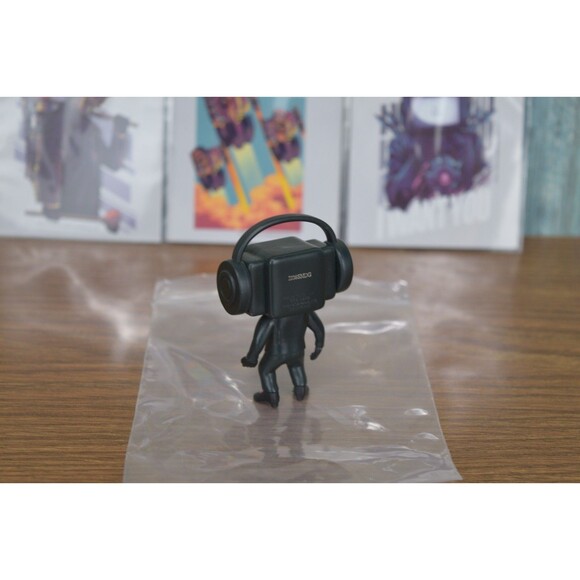 Skibidi Toilet Speakerwoman Figure Series 1 Bonkers Toys 2.5" Pink Speaker Head - Picture 4 of 8